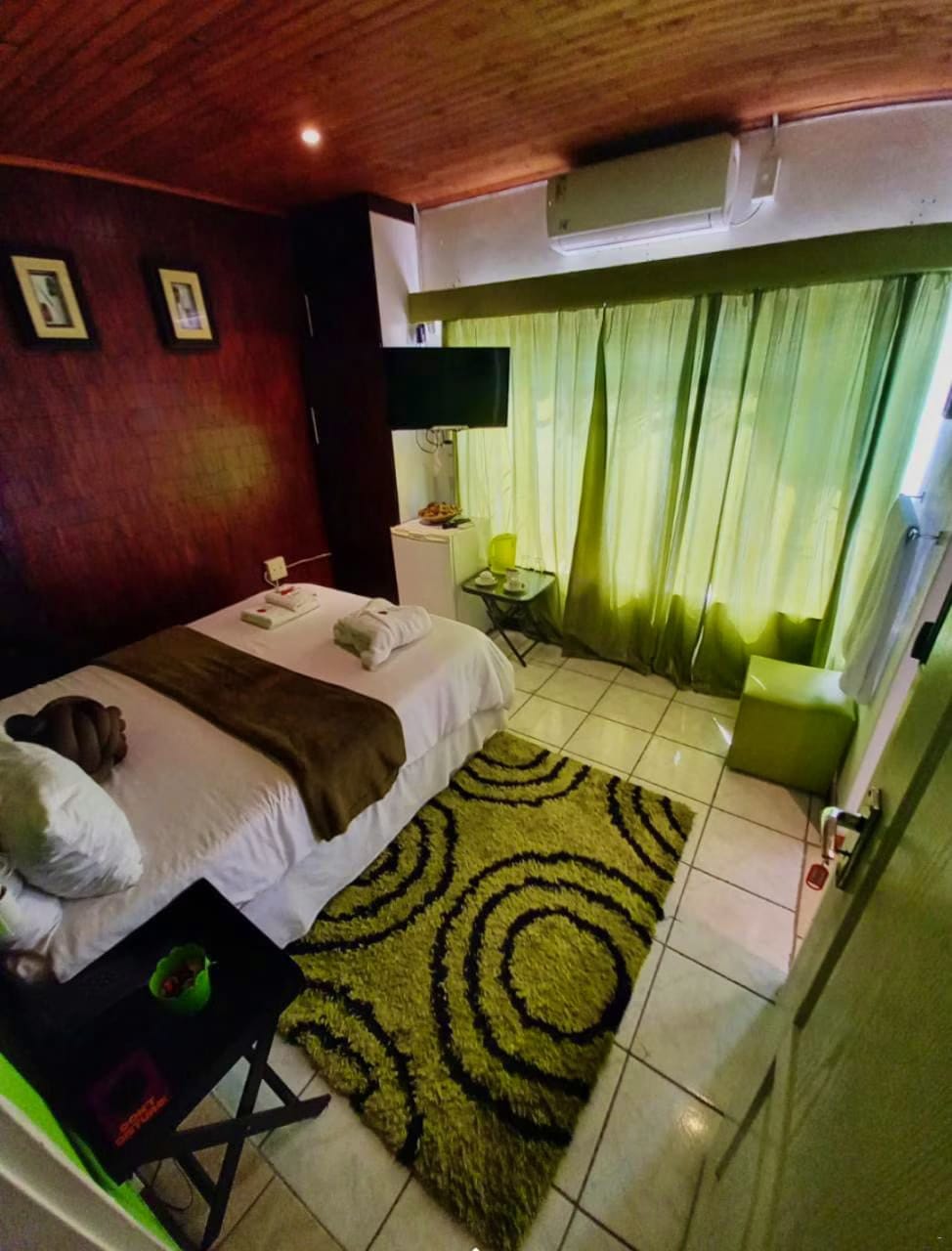 Standard Room - Lesego Guest House